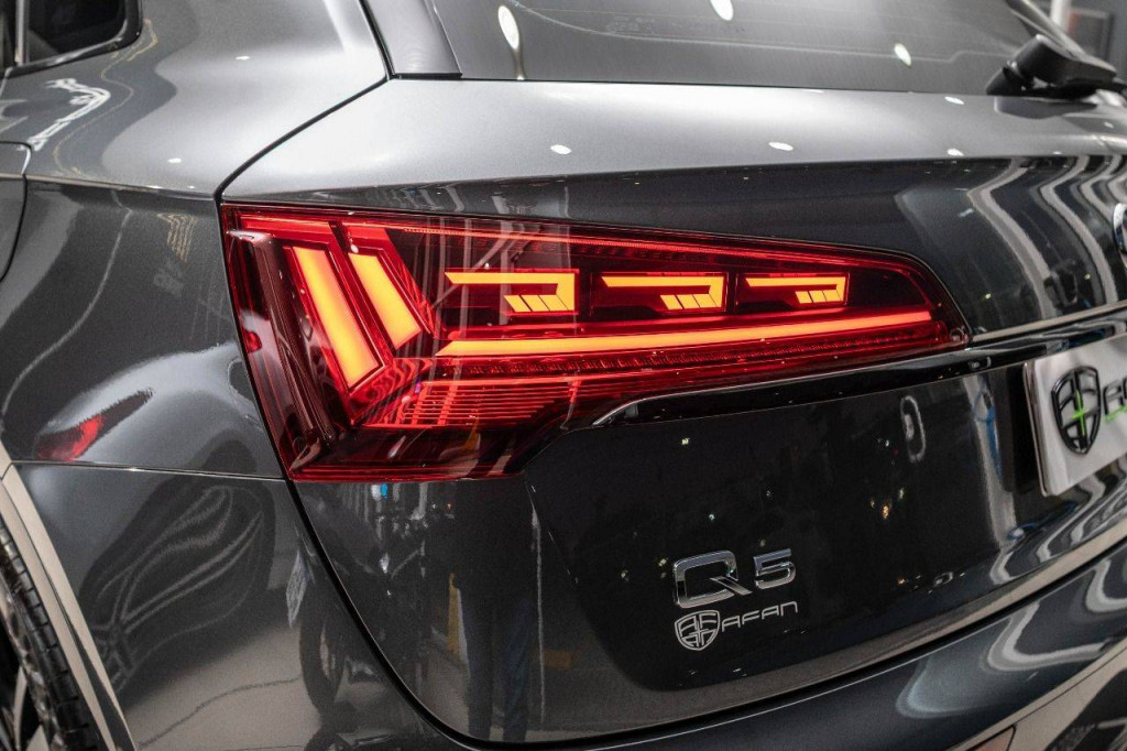 Imagem do veículo Audi Q5 Performance Black 2.0tfsi-e 367cv Quattro Cteto Aut.2024 Hybrid