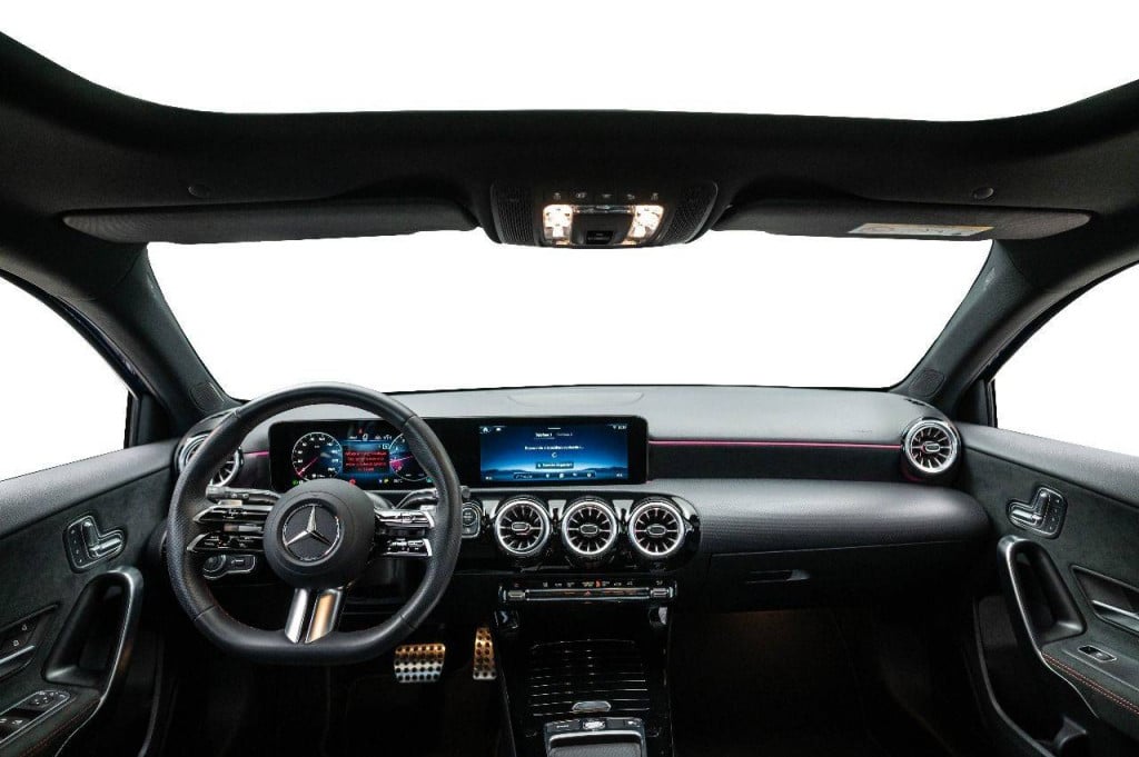 Imagem do veículo Mercedes-benz A200 Amg Line 1.3t 163cv Cteto Aut.2025 Hybrid