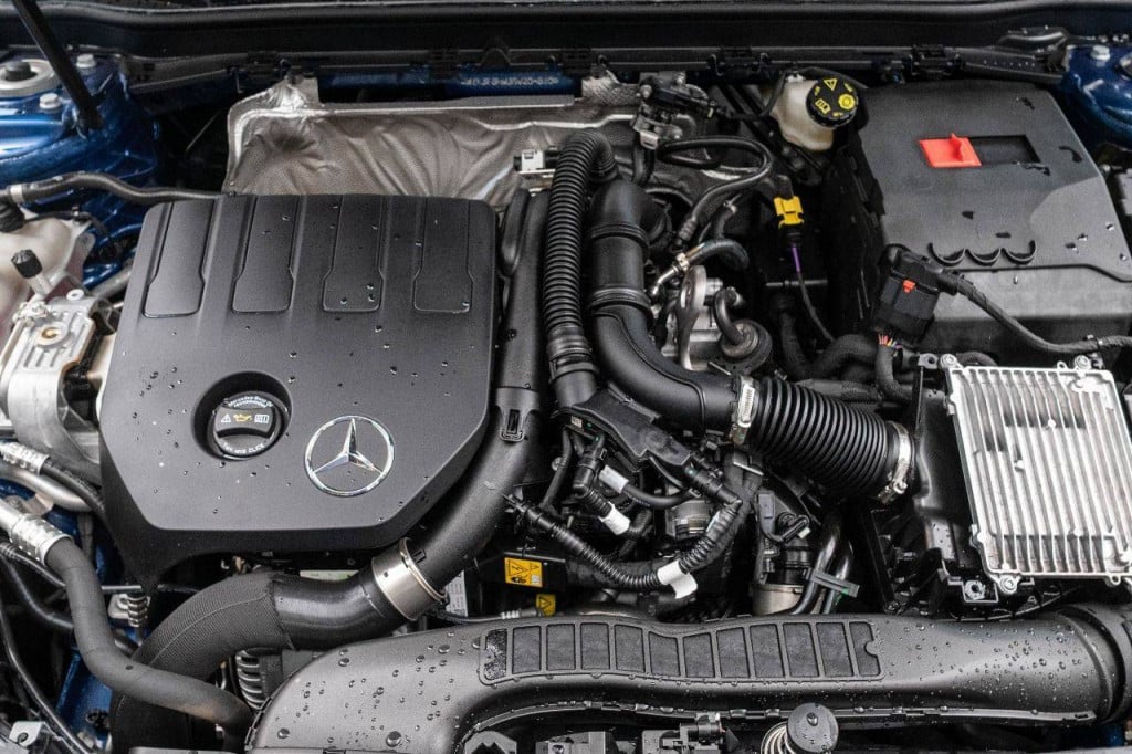 Imagem do veículo Mercedes-benz A200 Amg Line 1.3t 163cv Cteto Aut.2025 Hybrid