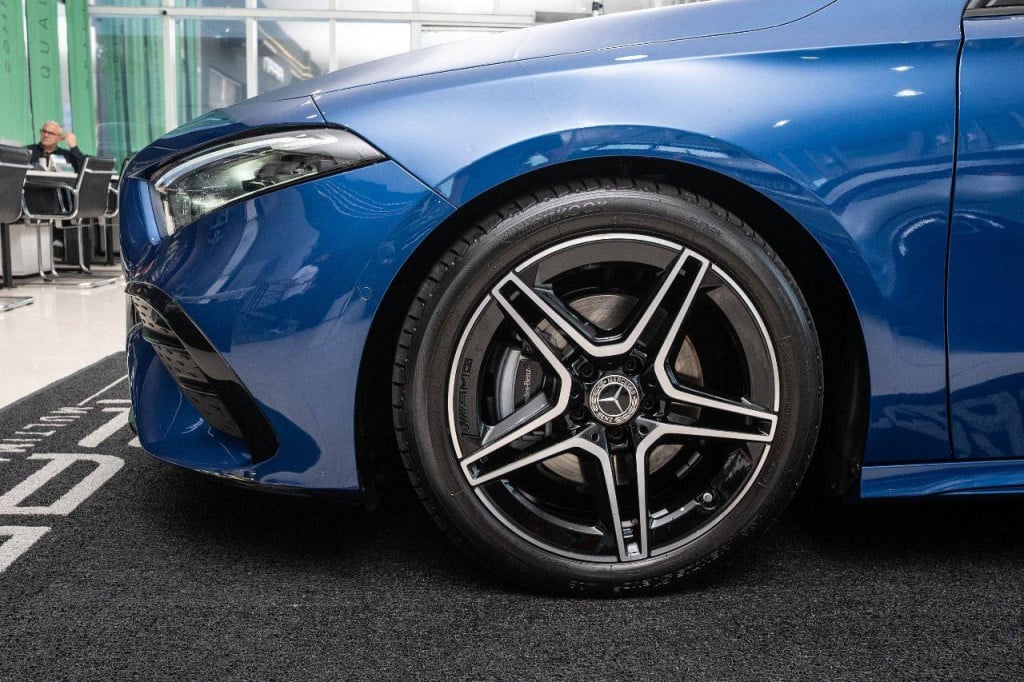 Imagem do veículo Mercedes-benz A200 Amg Line 1.3t 163cv Cteto Aut.2025 Hybrid