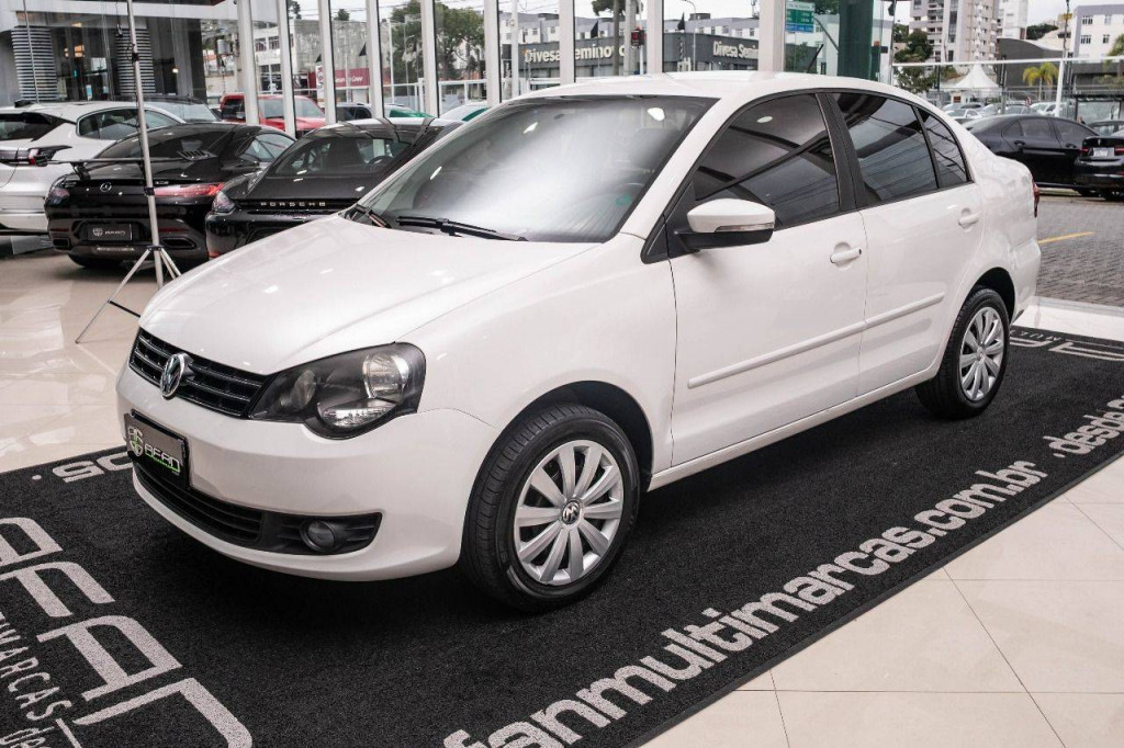 Imagem do veículo Volkswagen Polo Sedan 1.6 104cv Mec.2013