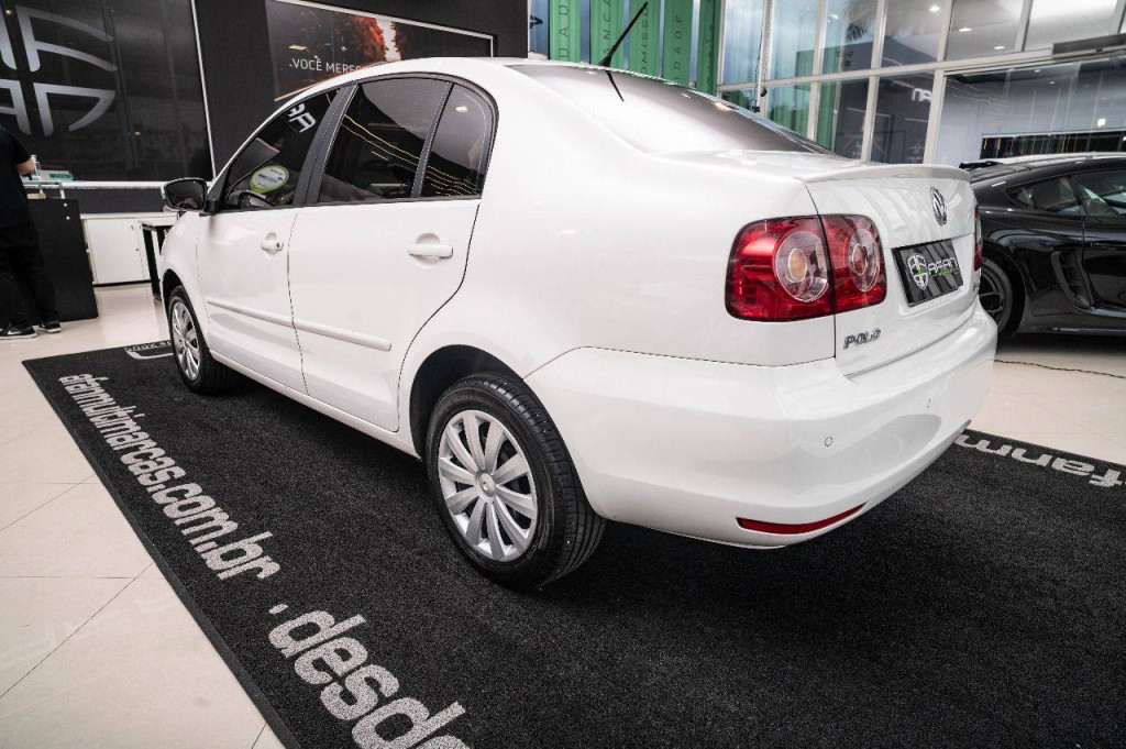 Imagem do veículo Volkswagen Polo Sedan 1.6 104cv Mec.2013
