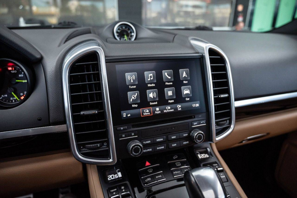 Imagem do veículo Porsche Cayenne S E-hybrid 3.0t 416cv 4wd Cteto Aut.2018