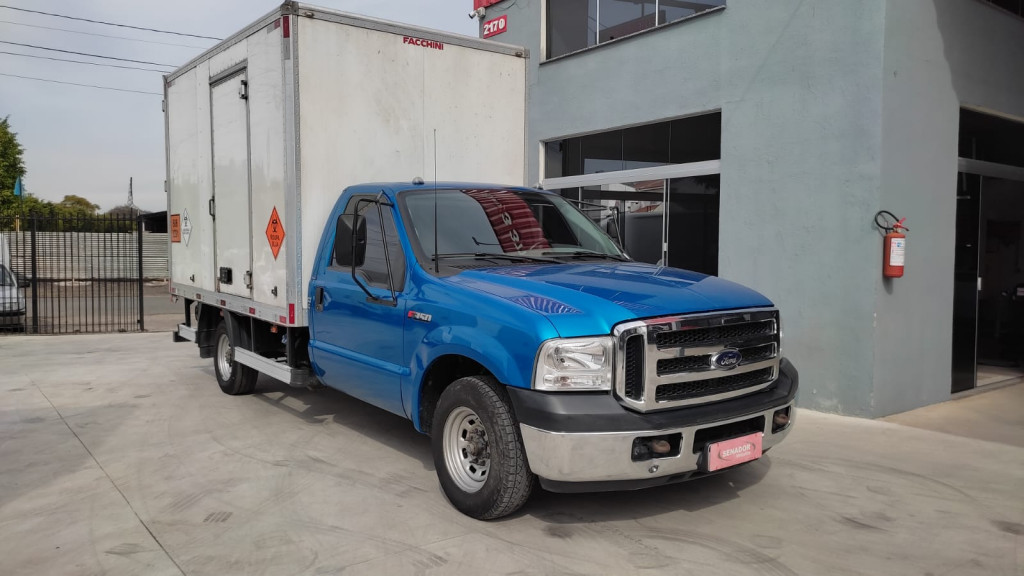FORD F-350 2P FORD F-350 2P