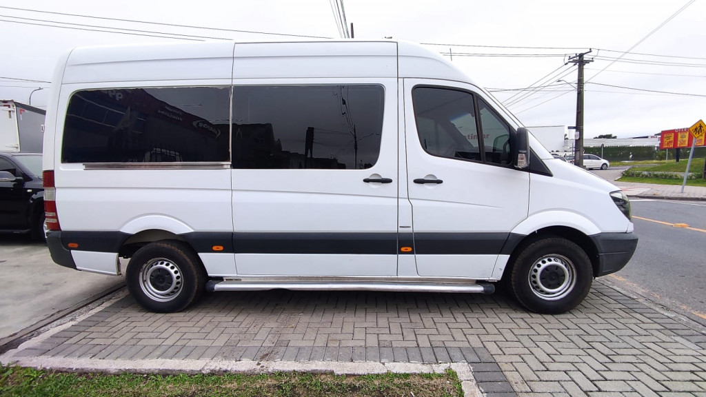 Imagem do veículo MERCEDES-BENZ SPRINTER 2.2 CDI DIESEL VAN 415 TA LONGO 10L MANUAL
