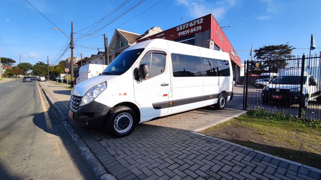 RENAULT MASTER 2.3 DCI MINIBUS VIP L3H2 16 LUGARES 16V DIESEL 4P MANUAL RENAULT MASTER 2.3 DCI MINIBUS VIP L3H2 16 LUGARES 16V DIESEL 4P MANUAL