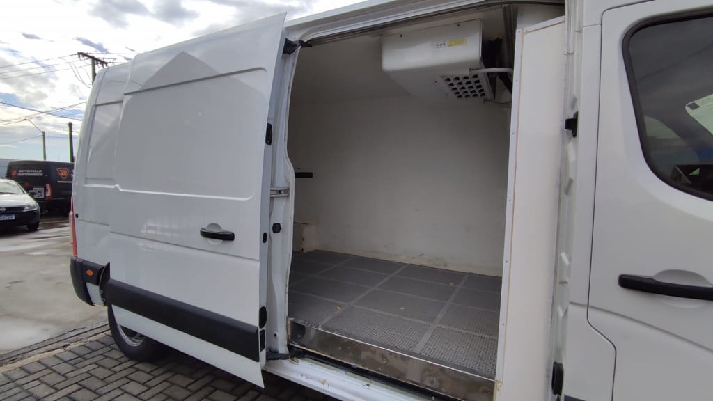 Imagem do veículo RENAULT MASTER 2.3 DCI DIESEL EXTRA FURGÃO L3H2 3P MANUAL