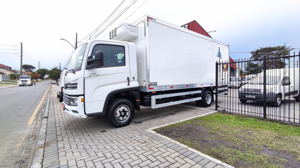 Imagem do veículo VOLKSWAGEN 11-180 Delivery 4x2 2p (diesel)(E5)