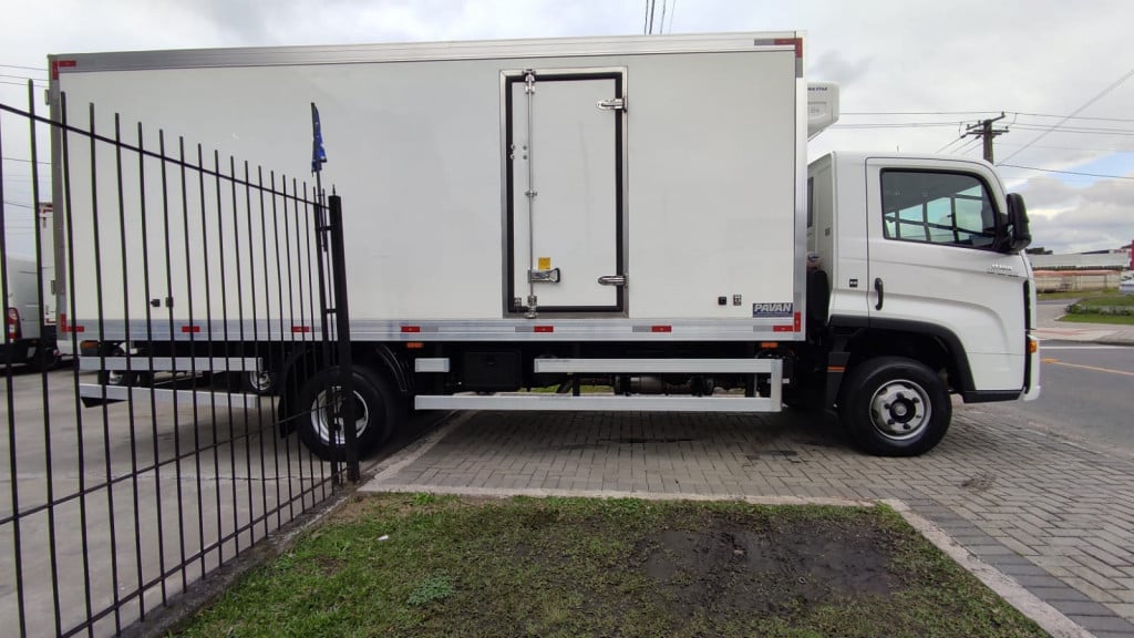 Imagem do veículo VOLKSWAGEN 11-180 Delivery 4x2 2p (diesel)(E5)