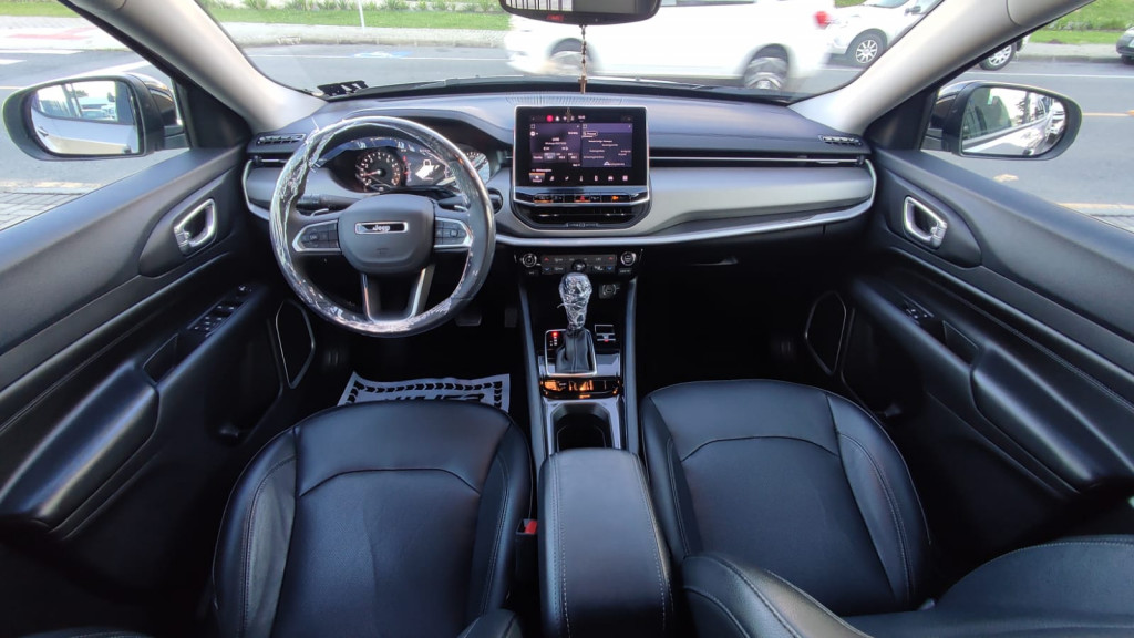 Imagem do veículo JEEP COMPASS 1.3 T270 TURBO FLEX LONGITUDE 4X2 NIGHT EAGLE AT6