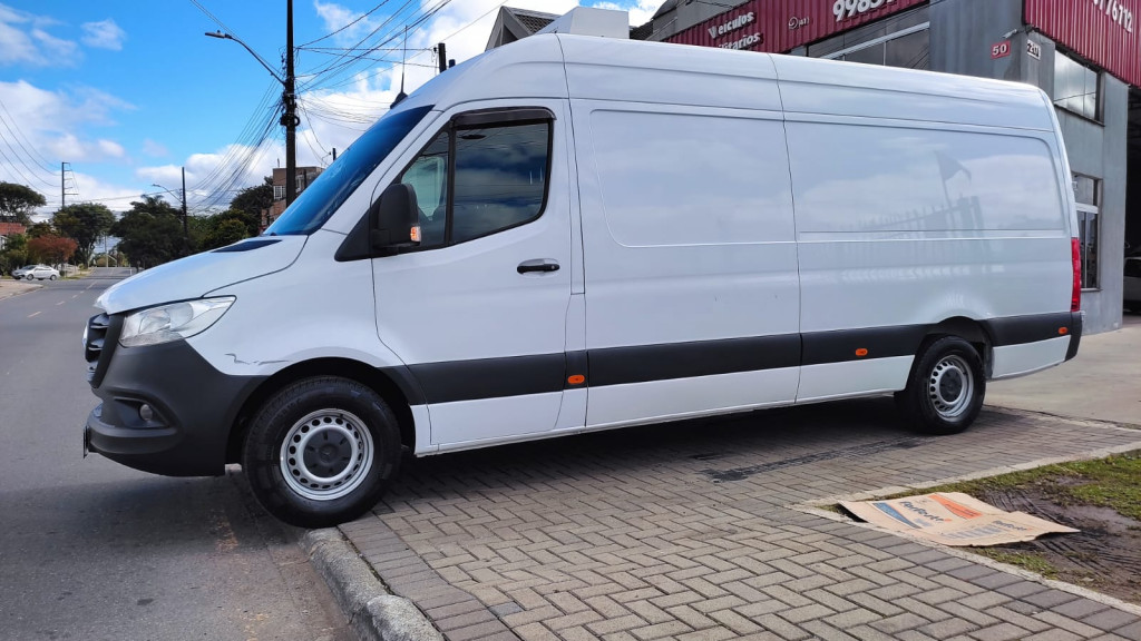 Imagem do veículo MERCEDES-BENZ SPRINTER 2.2 CDI DIESEL FURGÃO 314 STREET TA EXTRA LONGO MANUAL