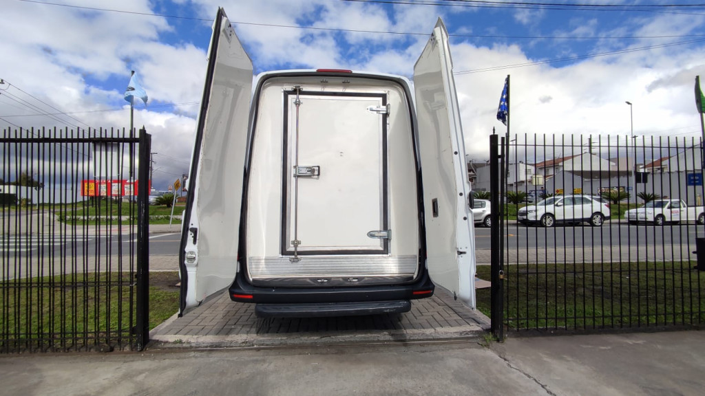 Imagem do veículo MERCEDES-BENZ SPRINTER 2.2 CDI DIESEL FURGÃO 314 STREET TA EXTRA LONGO MANUAL