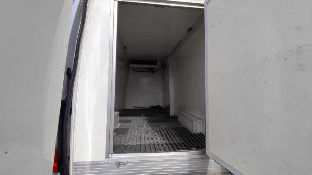 Imagem do veículo MERCEDES-BENZ SPRINTER 2.2 CDI DIESEL FURGÃO 314 STREET TA EXTRA LONGO MANUAL