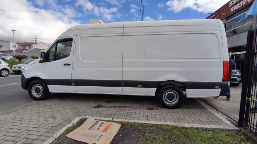 Imagem do veículo MERCEDES-BENZ SPRINTER 2.2 CDI DIESEL FURGÃO 314 STREET TA EXTRA LONGO MANUAL