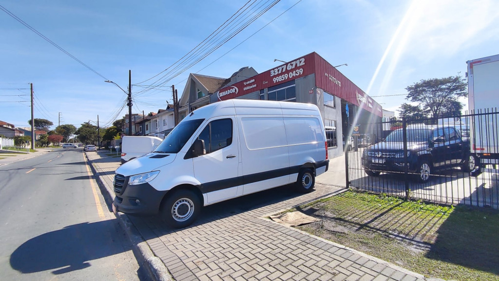 Imagem do veículo MERCEDES-BENZ SPRINTER 2.2 416 FURGÃO LONGO T.A DIESEL