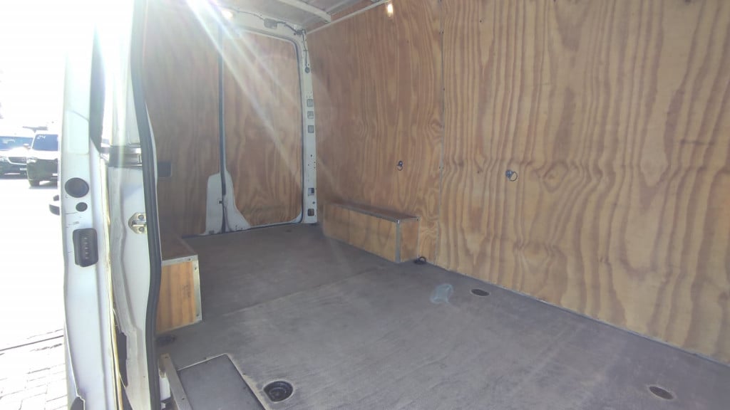 Imagem do veículo MERCEDES-BENZ SPRINTER 2.2 416 FURGÃO LONGO T.A DIESEL