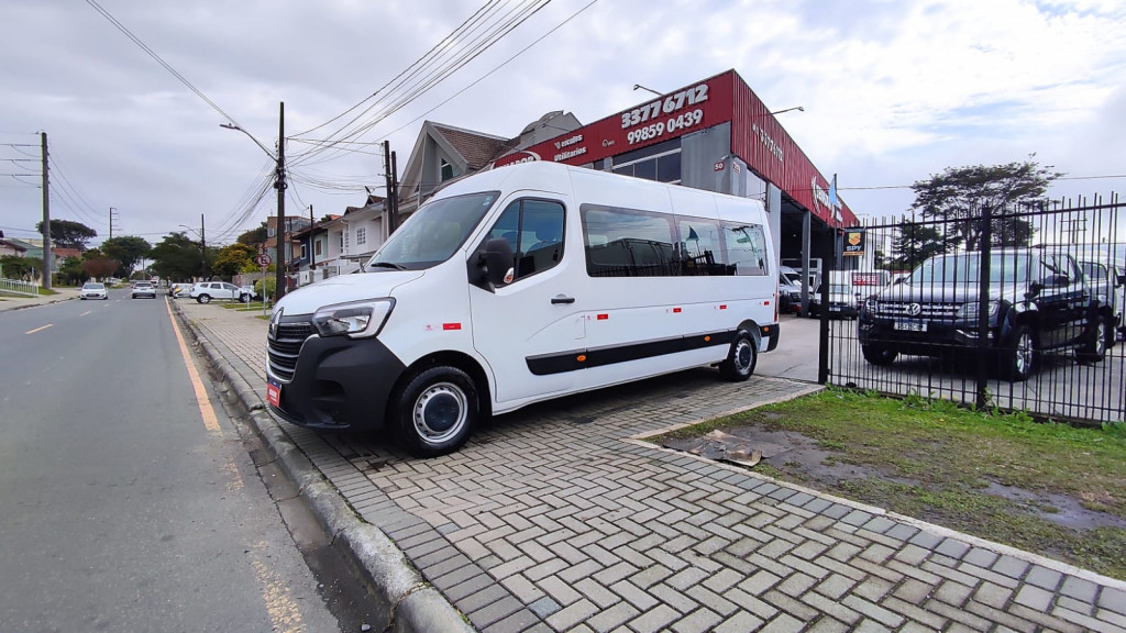 Imagem do veículo RENAULT MASTER 2.3 DCI MINIBUS L3H2 16 LUGARES 16V DIESEL 4P MANUAL