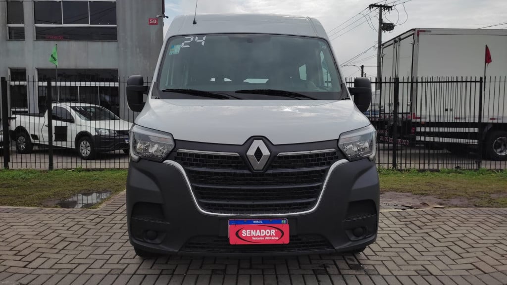 Imagem do veículo RENAULT MASTER 2.3 DCI MINIBUS L3H2 16 LUGARES 16V DIESEL 4P MANUAL