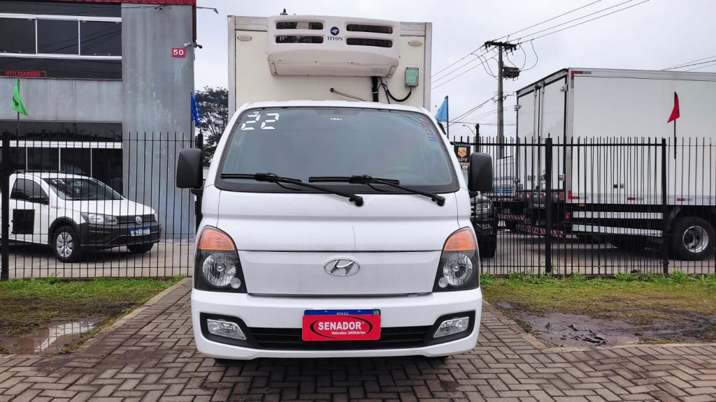 Imagem do veículo HYUNDAI HR 2.5 TCI HD BAU 4X2 8V 97CV TURBO INTERCOOLER DIESEL 2P MANUAL