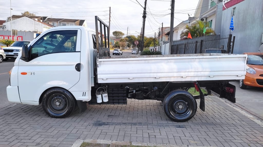 Imagem do veículo HYUNDAI HR 2.5 LONGO COM CAÇAMBA 4X2 16V 130CV TURBO INTERCOOLER DIESEL 2P MANUAL