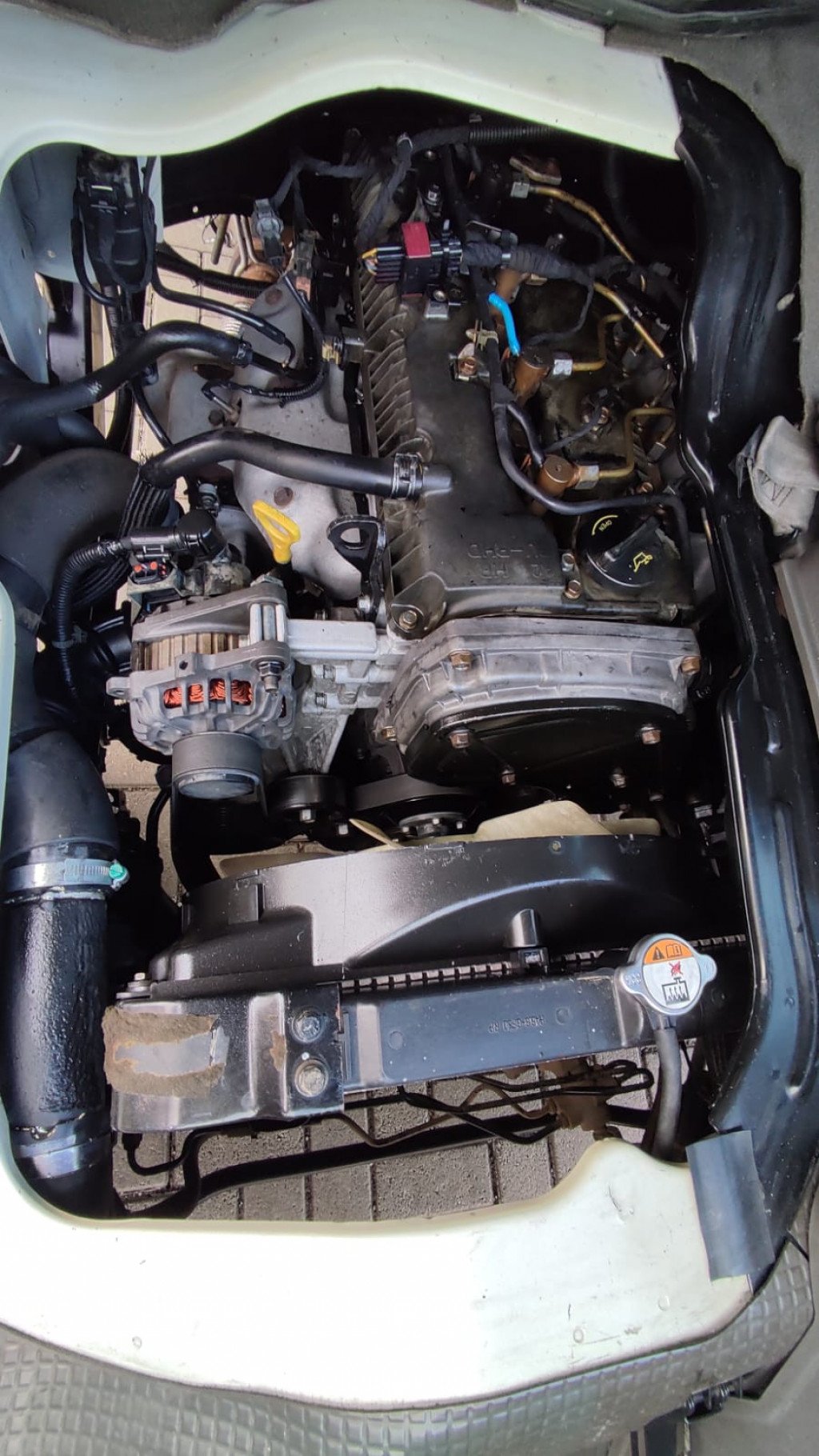 Imagem do veículo HYUNDAI HR 2.5 LONGO COM CAÇAMBA 4X2 16V 130CV TURBO INTERCOOLER DIESEL 2P MANUAL