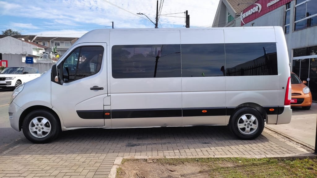 Imagem do veículo RENAULT MASTER 2.3 DCI DIESEL MINIBUS EXECUTIVE 16L L3H2 3P MANUAL