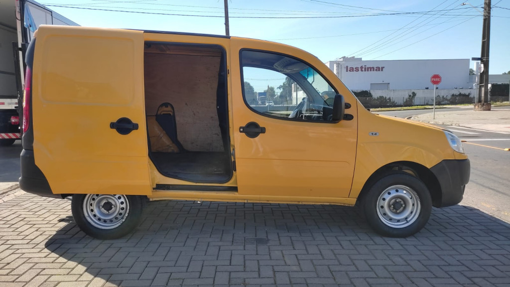 Imagem do veículo FIAT DOBLÒ 1.4 MPI CARGO FLEX 2P MANUAL