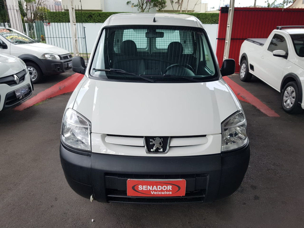 PEUGEOT PARTNER 1.6 FURGÃO 800KG 16V FLEX 3P MANUAL PEUGEOT PARTNER 1.6 FURGÃO 800KG 16V FLEX 3P MANUAL