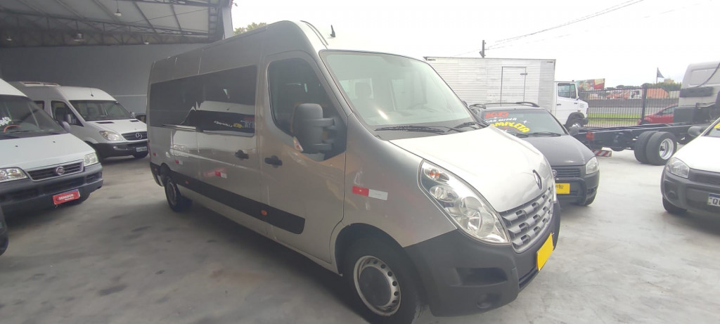 RENAULT MASTER 2.3 DCI MINIBUS VIP L3H2 16 LUGARES 16V DIESEL 4P MANUAL RENAULT MASTER 2.3 DCI MINIBUS VIP L3H2 16 LUGARES 16V DIESEL 4P MANUAL