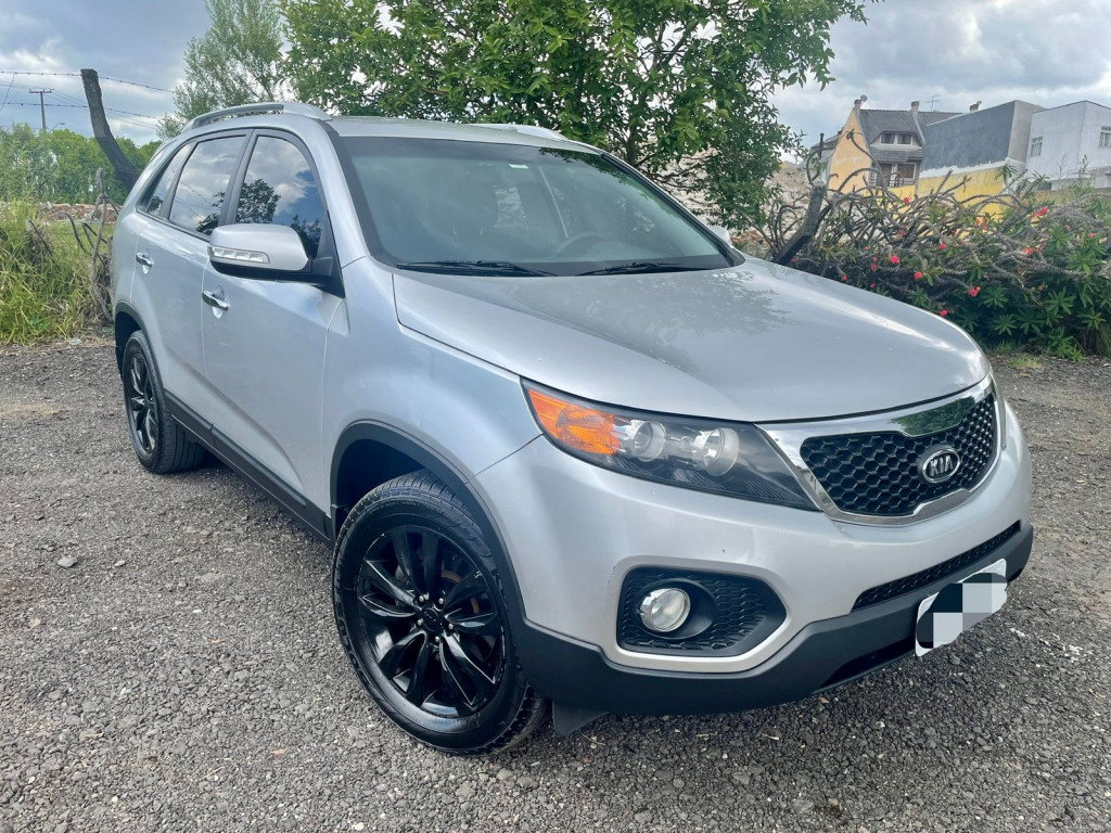 KIA SORENTO 2.4 16V GASOLINA EX 4WD AUTOMÁTICO KIA SORENTO 2.4 16V GASOLINA EX 4WD AUTOMÁTICO