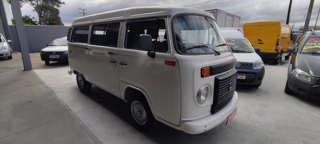 VOLKSWAGEN KOMBI 1.4 MI STD LOTAÇÃO 8V FLEX 3P MANUAL VOLKSWAGEN KOMBI 1.4 MI STD LOTAÇÃO 8V FLEX 3P MANUAL