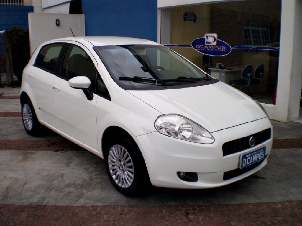 FIAT PUNTO 1.4 ATTRACTIVE 8V FLEX 4P MANUAL FIAT PUNTO 1.4 ATTRACTIVE 8V FLEX 4P MANUAL