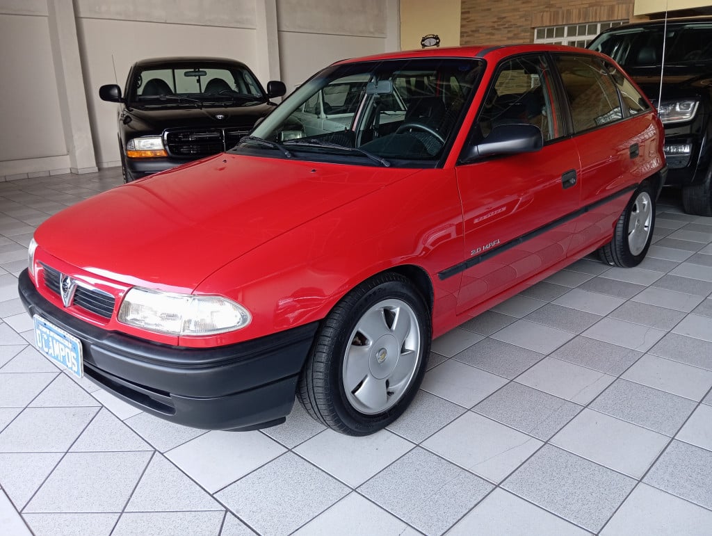 Imagem do veículo CHEVROLET ASTRA 2.0 MPFI GLS 8V GASOLINA 4P MANUAL