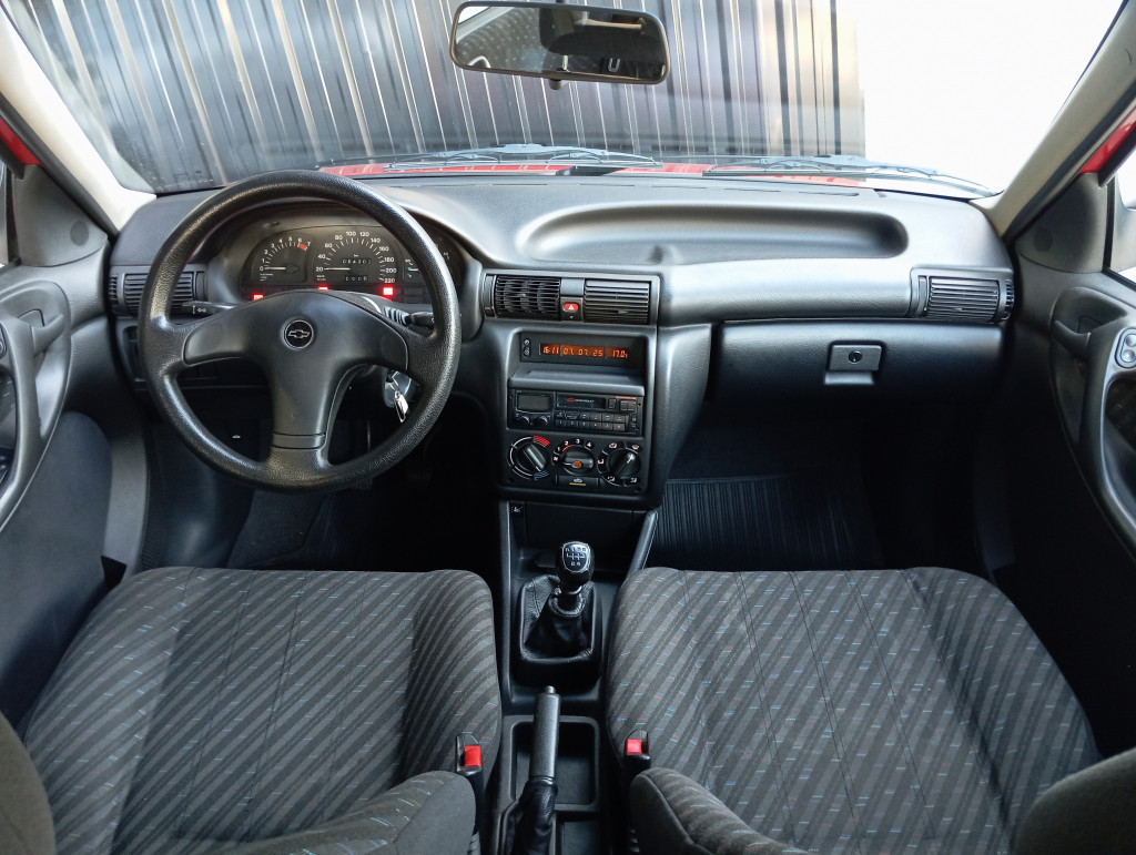 Imagem do veículo CHEVROLET ASTRA 2.0 MPFI GLS 8V GASOLINA 4P MANUAL