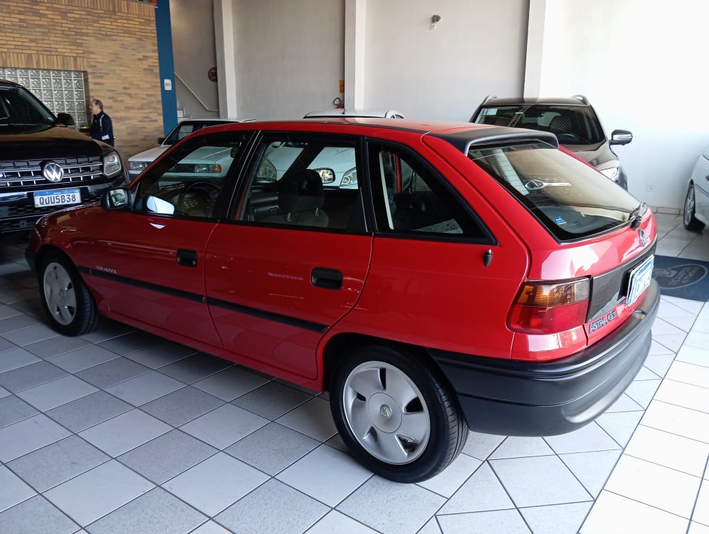 Imagem do veículo CHEVROLET ASTRA 2.0 MPFI GLS 8V GASOLINA 4P MANUAL