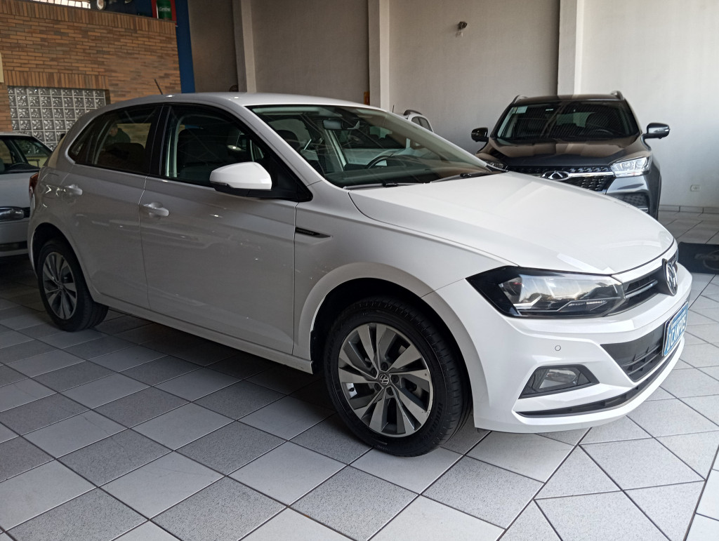 VOLKSWAGEN POLO 1.0 200 TSI COMFORTLINE AUTOMÁTICO