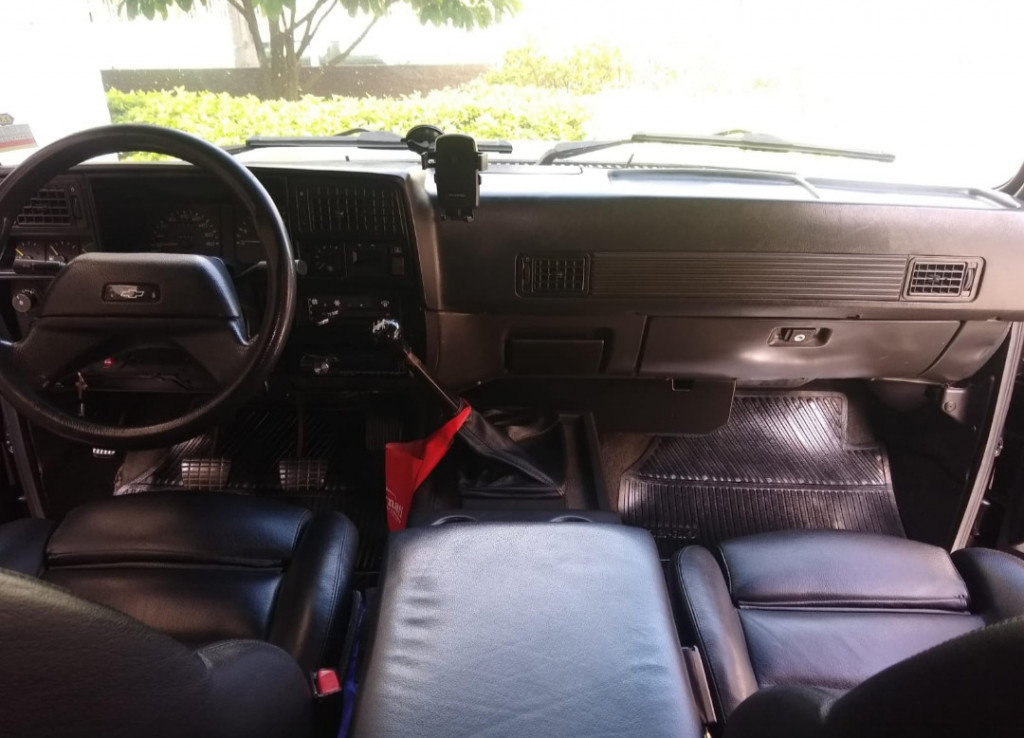 Imagem do veículo CHEVROLET BONANZA 4.0 CUSTOM L 8V DIESEL 2P MANUAL