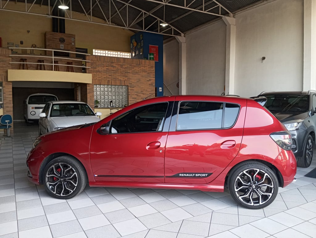 Imagem do veículo RENAULT SANDERO 2.0 16V HI-FLEX RS MANUAL