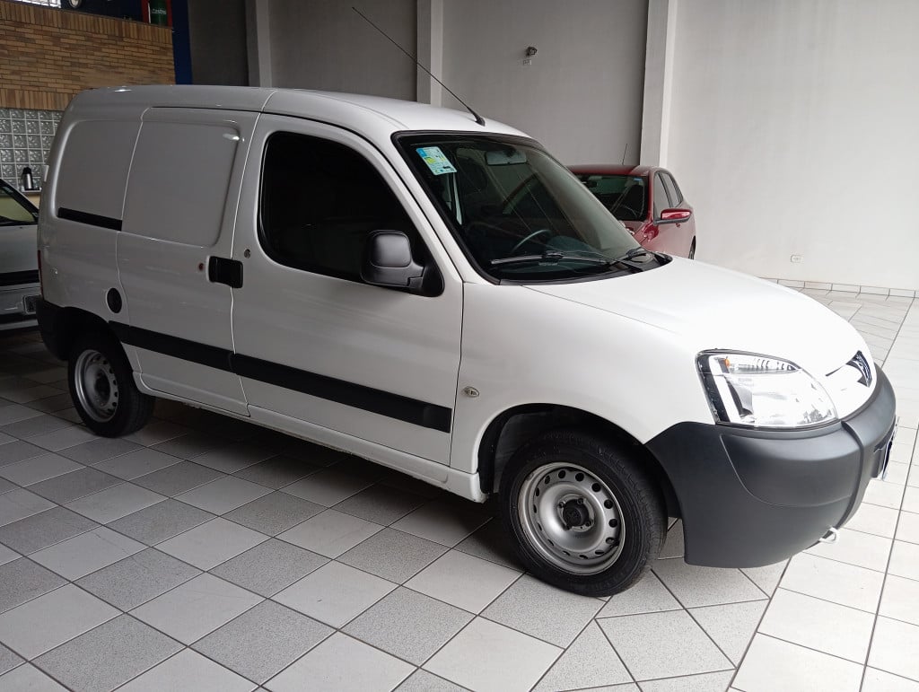 PEUGEOT - PARTNER