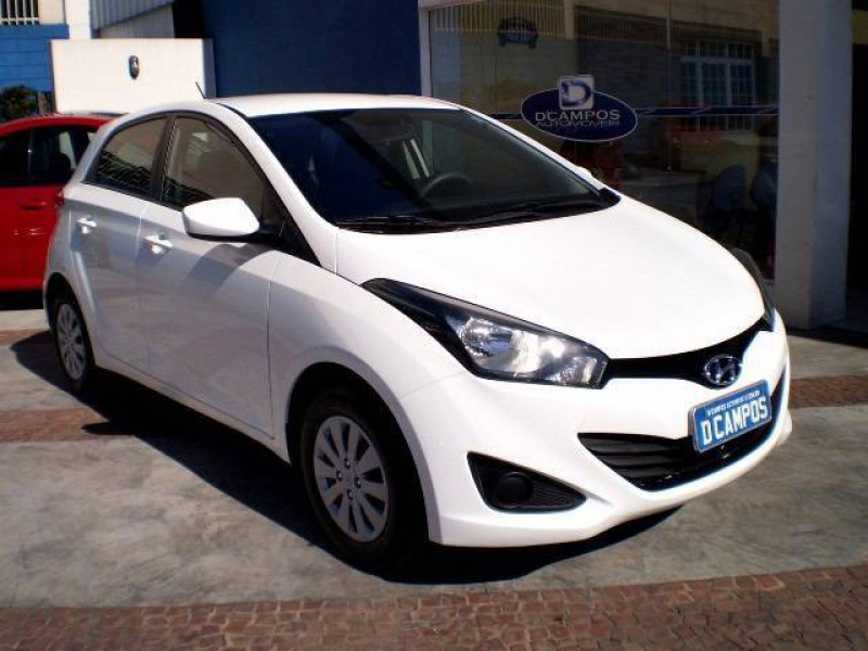 HYUNDAI HB20 1.6 COMFORT PLUS FLEX 4P MANUAL HYUNDAI HB20 1.6 COMFORT PLUS FLEX 4P MANUAL