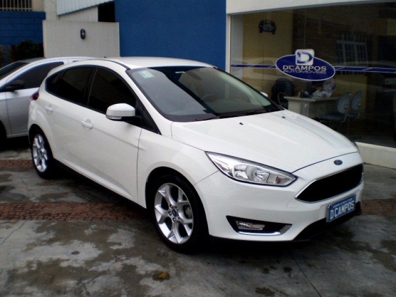 FORD FOCUS 2.0 SE 16V FLEX 4P POWERSHIFT FORD FOCUS 2.0 SE 16V FLEX 4P POWERSHIFT