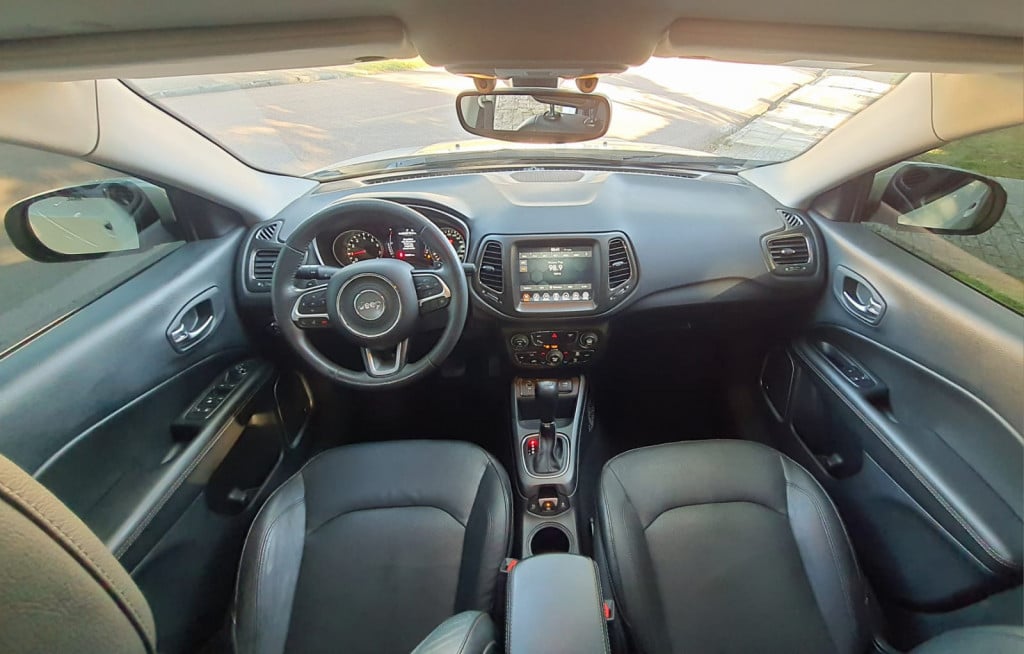 Imagem do veículo JEEP COMPASS 2.0 16V FLEX LONGITUDE AUTOMÁTICO