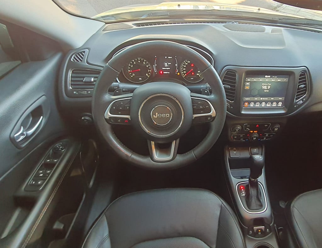 Imagem do veículo JEEP COMPASS 2.0 16V FLEX LONGITUDE AUTOMÁTICO