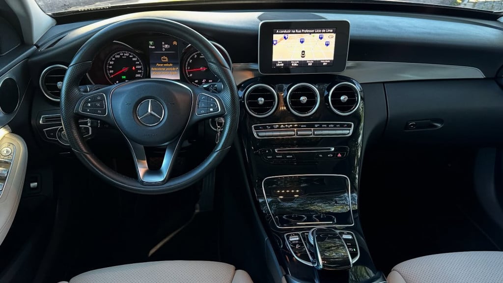 Imagem do veículo MERCEDES-BENZ C 200 2.0 CGI AVANTGARDE 16V GASOLINA 4P AUTOMÁTICO