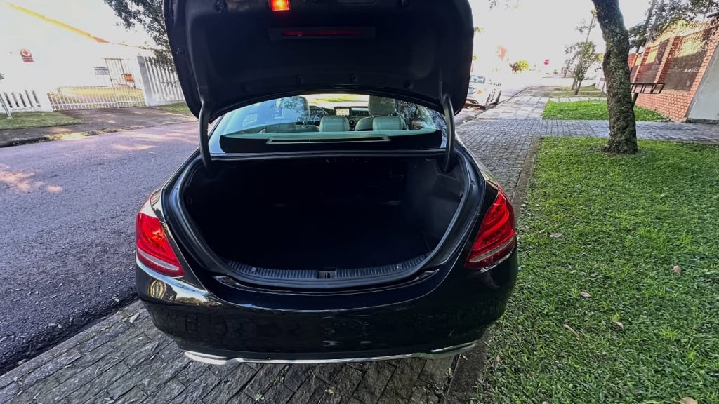Imagem do veículo MERCEDES-BENZ C 200 2.0 CGI AVANTGARDE 16V GASOLINA 4P AUTOMÁTICO