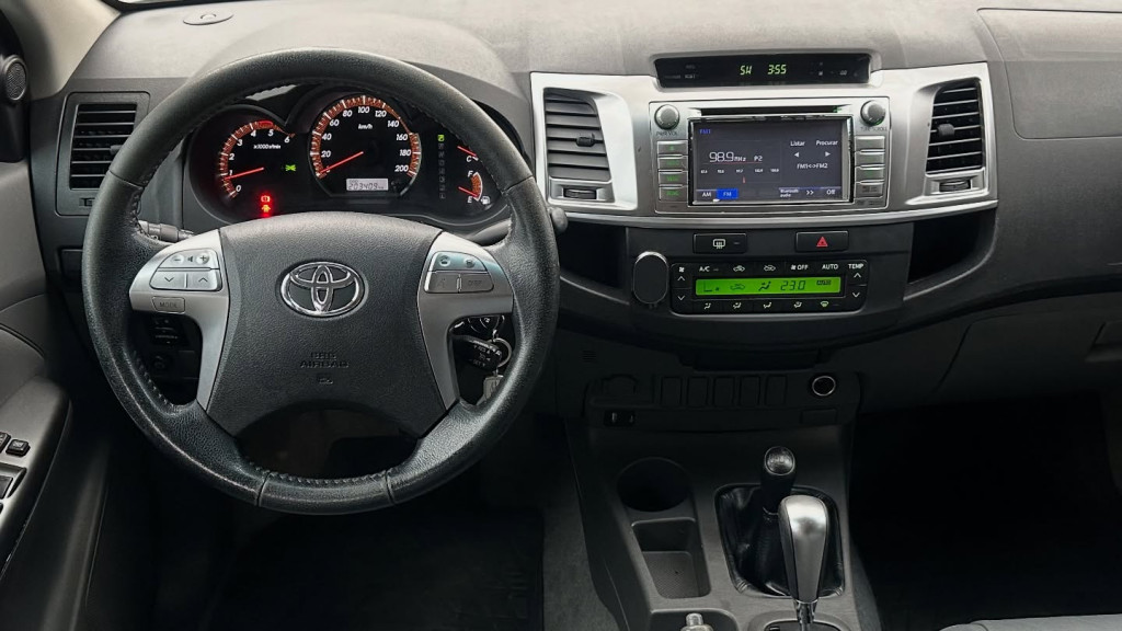 Imagem do veículo TOYOTA HILUX 3.0 SRV 4X4 CD 16V TURBO INTERCOOLER DIESEL 4P AUTOMÁTICO