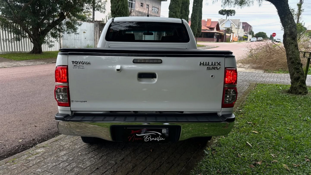 Imagem do veículo TOYOTA HILUX 3.0 SRV 4X4 CD 16V TURBO INTERCOOLER DIESEL 4P AUTOMÁTICO