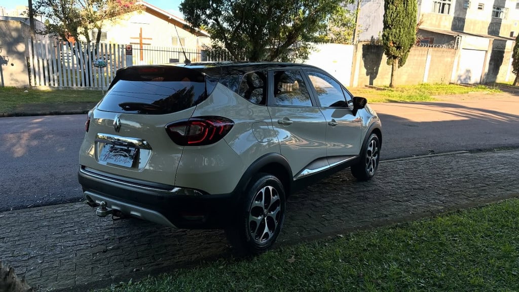 Imagem do veículo RENAULT CAPTUR 2.0 16V HI-FLEX INTENSE AUTOMÁTICO