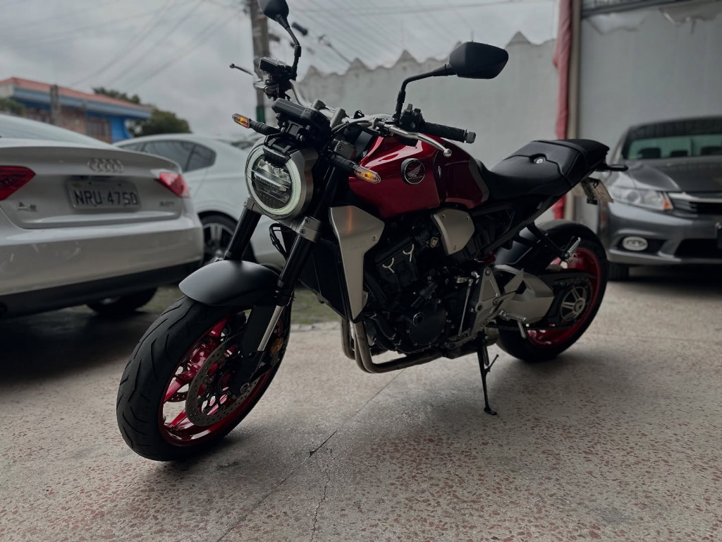 Imagem do veículo HONDA CB 1000R/ABS