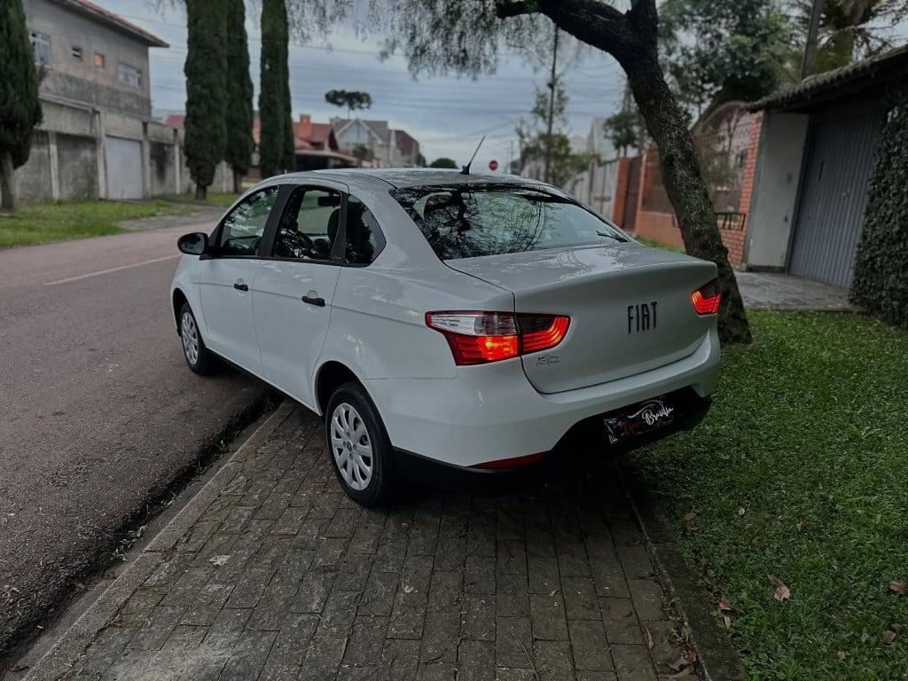 Imagem do veículo FIAT GRAND SIENA 1.0 EVO FLEX MANUAL